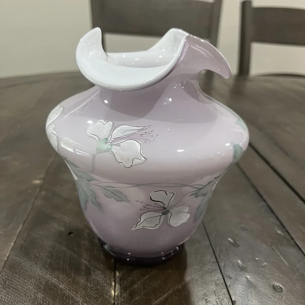 Fenton glass 2001